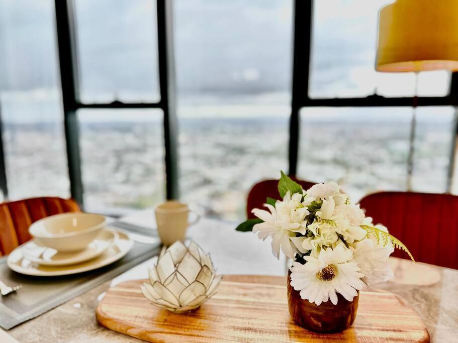 High Rise Top View 2Bed2Bath Melbourne Bagian luar foto